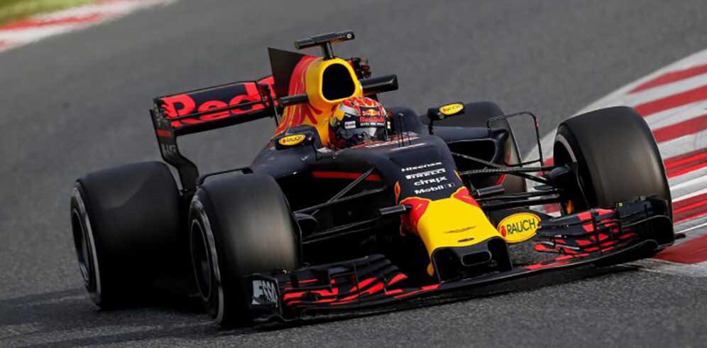 Rumor Mercedes Ingin Verstappen